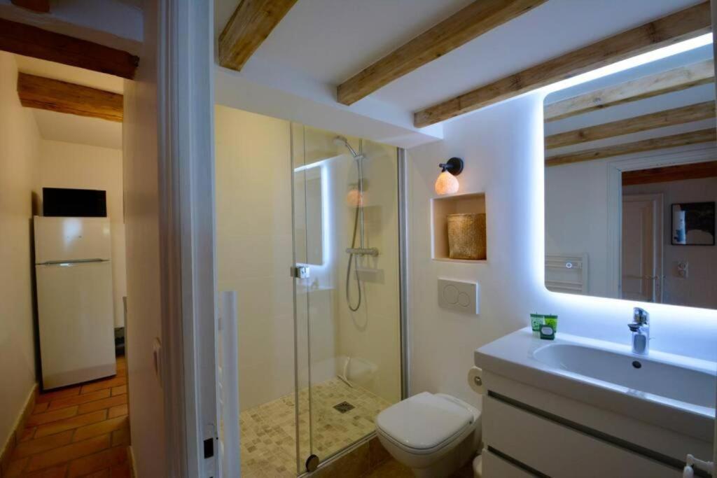 The Sea Apartment 2 - Sea View On The Ramparts Of Old Town 昂蒂布 外观 照片